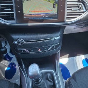PEUGEOT 308 1,5 BlueHDi Dizel