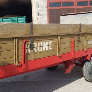Prikolica za gnoj KRONE 4 tone