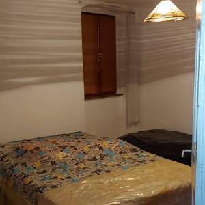Prodaja stan 44m2, centar Cresa, za renovaciju