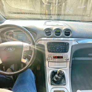 Prodajem Ford S-MAX 2.0 TDCi