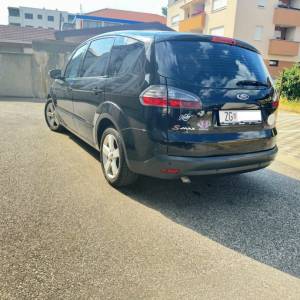 Prodajem Ford S-MAX 2.0 TDCi