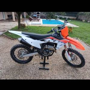Prodajem ktm sxf 250 2023g.