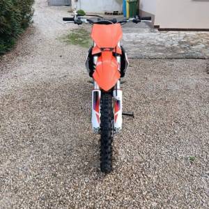 Prodajem ktm sxf 250 2023g.