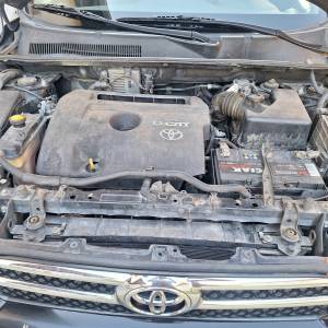 Prodajem TOYOTU RAV 4.  GRATIS MALA AUTOPRIKOLICA  REGANA