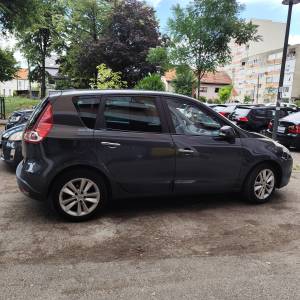 RENAULT SCENIC 2011.g 120 000km
