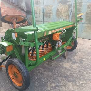 Sijačica AMAZONE D8