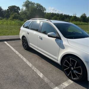 Škoda Octavia Combi 1,6 TDI, 1.VLASNIK