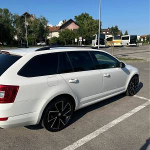 Škoda Octavia Combi 1,6 TDI, 1.VLASNIK