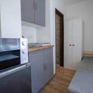Studio garsonjera - novouređena i opremljena