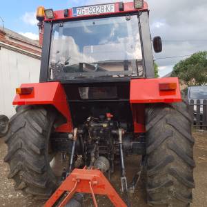 Traktor case 845
