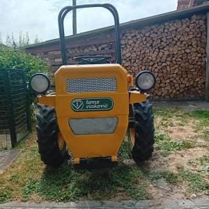 Traktor Tomo Vinković 420, god. 87.