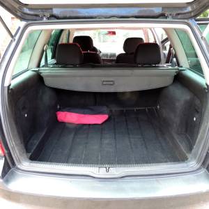 VW  GOLF  IV,  2002,  dugogod. vlasnik, reg, servisna, klima, elektro