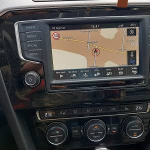 VW Passat 2,0 TDI, dsg, highline, 07.2026., f1 volan, modovi vožnje...