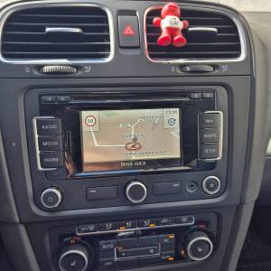VW ŠKODA SEAT navigacija SD kartica sa najnovijim kartama 2025.-2026.