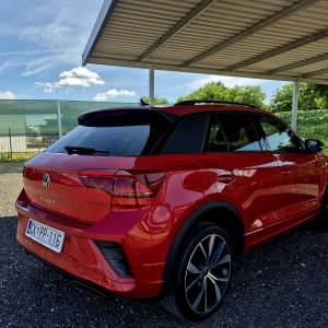 VW T-Roc 2.0DSG 2xR LINE,IQ Matrix,Panorama €34.400 registrian!
