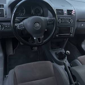 VW Touran, 2,0 TDI, 7 sjedala
