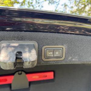 Audi A6 2.0 TDI Ultra *REG 02/2026, VELIKI SERVIS, LJETNI/ZIMSKI SET*