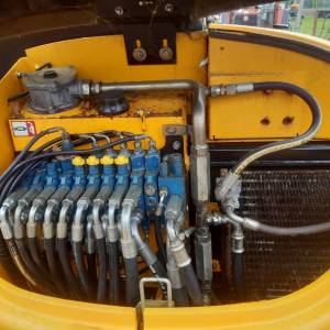 bager JCB- 6 tona