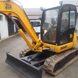 bager JCB- 6 tona