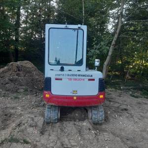 bager takeuchi 2,5 t