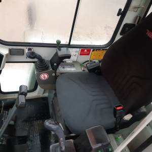 bager takeuchi 2,5 t
