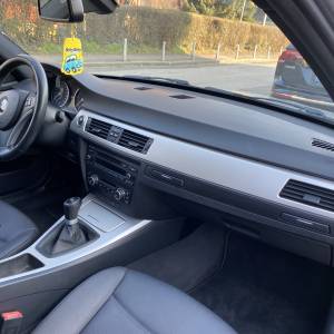 BMW E90 318D LCI