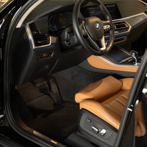 BMW X5 45e, 2god BMW garancija,Reg.do 12/2025,  Zračni ovjes, 394KS!