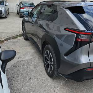 BZ4X TOYOTA ELEKTRIČNI
