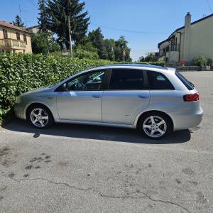 Ciat croma 2006 godina
