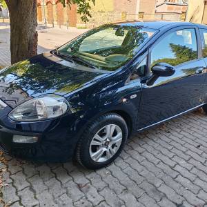 Fiat Punto EVO 1,2 8v - Ful oprema, alu felge, veliki i mali servis...