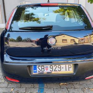 Fiat Punto EVO 1,2 8v - Ful oprema, alu felge, veliki i mali servis...