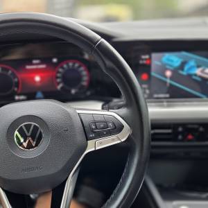 Golf 8 2.0 tdi Radar Masaža top stanje