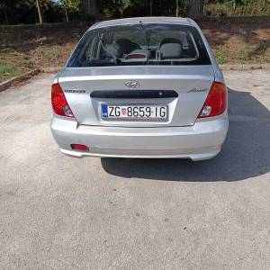 Hyundai accent 2005 benzin