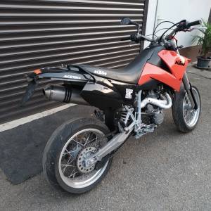 KTM 640 LC4  Supermoto