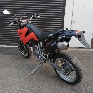 KTM 640 LC4  Supermoto