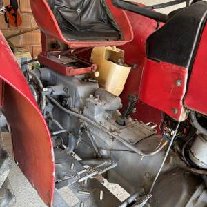 Massey Ferguson 130