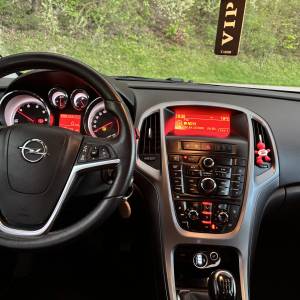 Opel Astra J 1.6cdti