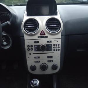 OPEL CORSA 1.4 16V BENZ - LPG 2008.g