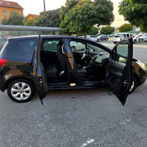 Opel Meriva 1.3 CDTI..2011g..Klima..Tempomat..Park senzori..3200€