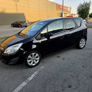 Opel Meriva 1.3 CDTI..2011g..Klima..Tempomat..Park senzori..3200€