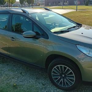 PEUGEOT 2008. 1,2 L ACTIVE 2016. godište, prijeđenih 39.935 km