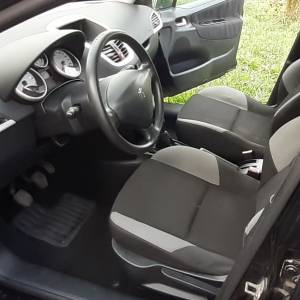 PEZO 207 SW 1.416V. 2008G. 230.000KM. REG 02/26 ODLICAN