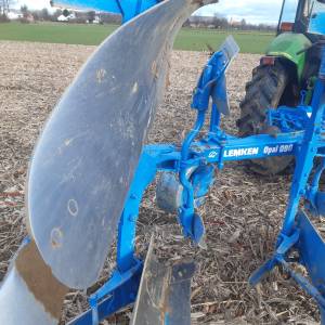 plug LEMKEN opal 090