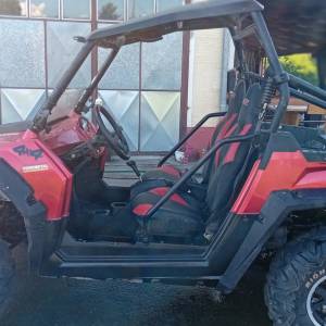 Pokaris rzr 800