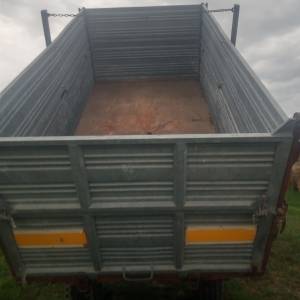 Prikolica kiper 8 tona