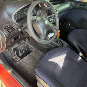 Prodaja auta Peugeot 206