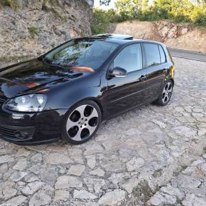 Prodaje se golf 5 1.9.tdi