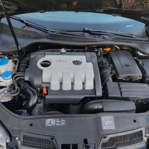 Prodaje se golf 5 1.9.tdi