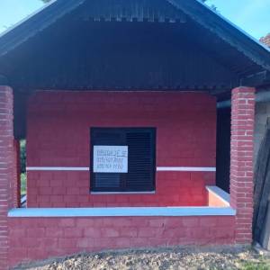 Prodaje se klijet ili kućica za odmor i život