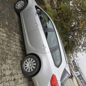 Prodajem opel astru